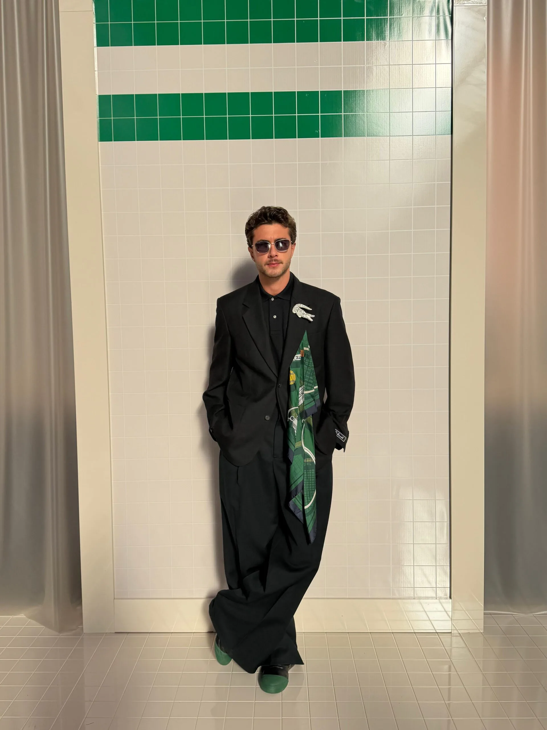 Onur Seyit Yaran, Paris Moda Haftası’nda Boy Gösterdi Ünlü oyuncu