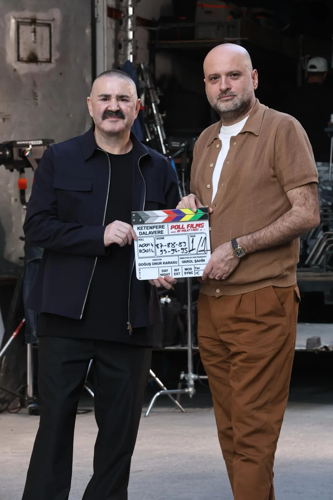 İstanbul’da Yılbaşı Kutlamaları Coşkuyla Başladı İstanbul’da yılbaşı kutlamaları büyük bir