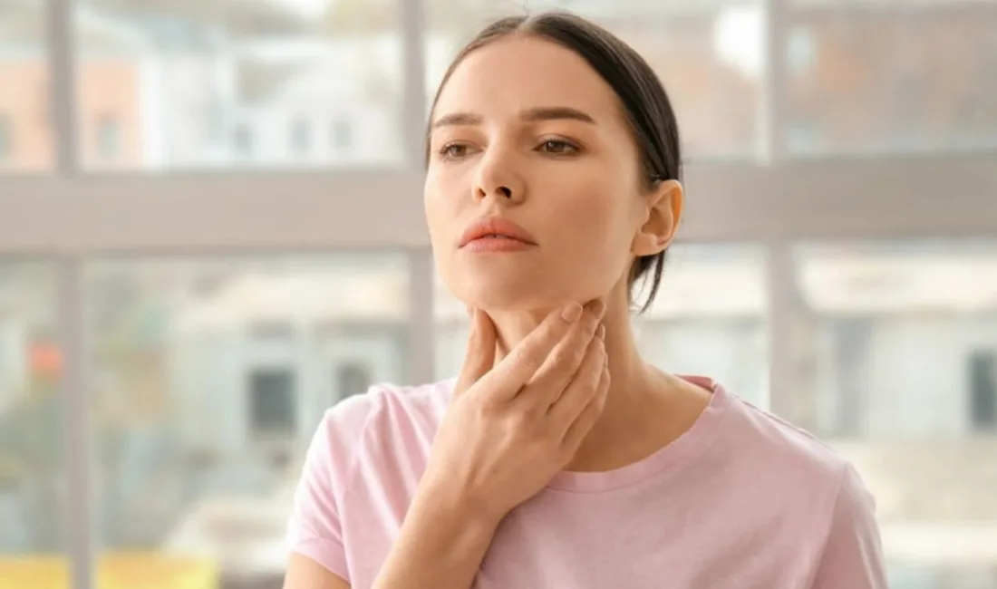 Ses kısıklığının yanlış ses kullanımıyla sınırlı kalmayabileceğini belirten uzmanlar, uzun