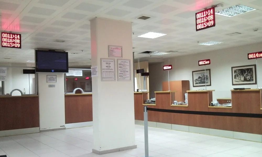 Halkbank, 14 milyon emekliye 30.000 TL ek kredi imkanı sunuyor.