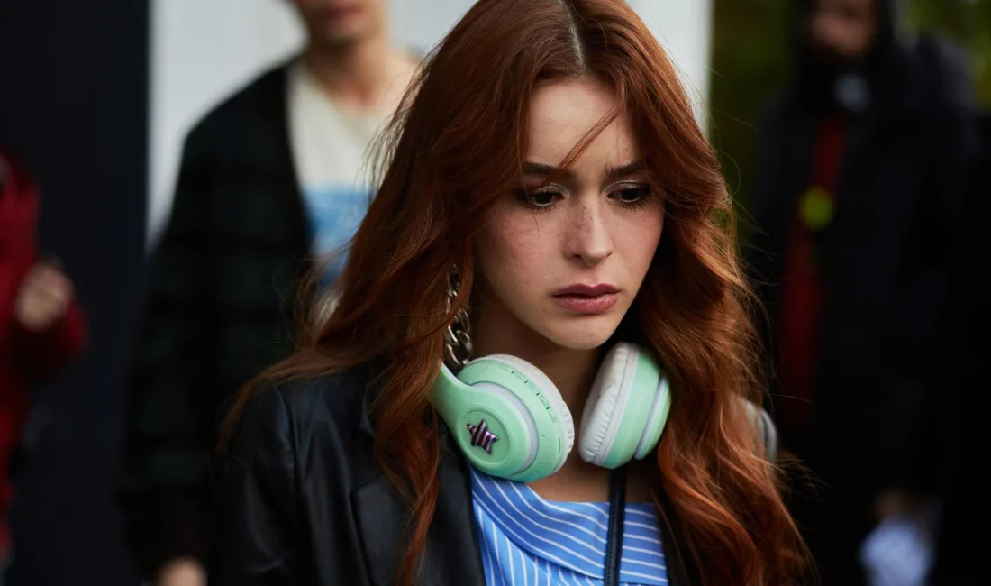 "Bez Bebek" dizisinde canlandırdığı "Yağmur" karakteri ile tanınan Asena Keskinci,