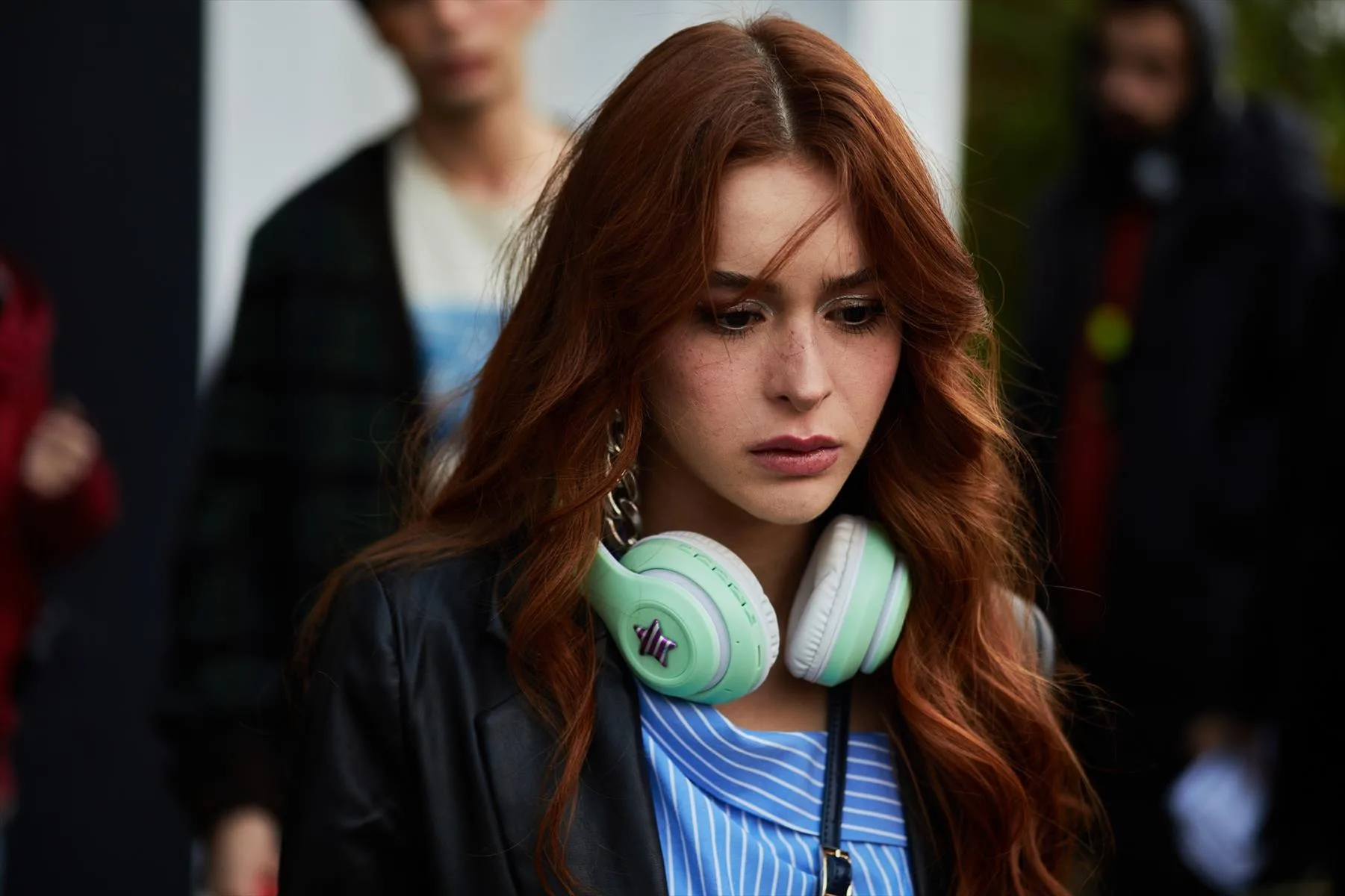 "Bez Bebek" dizisinde canlandırdığı "Yağmur" karakteri ile tanınan Asena Keskinci,