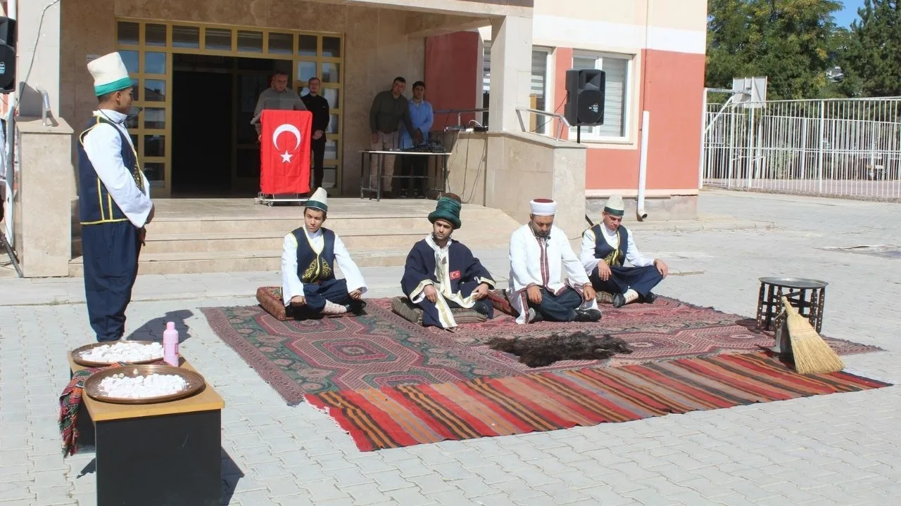 Boğazlıyan ilçesinde, Türk-İslam medeniyetinin önemli bir parçası olan Ahilik kültürünün