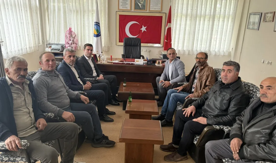 Sarıkaya Kaymakamı Mubin Demirkıran, ilçeye bağlı Babayağmur köyünü ziyaret ederek,