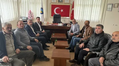 Sarıkaya Kaymakamı Mubin Demirkıran, ilçeye bağlı Babayağmur köyünü ziyaret ederek,