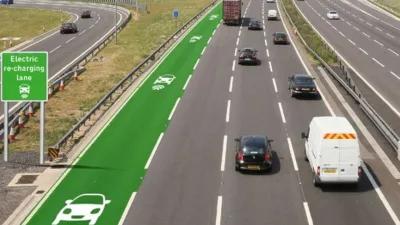 Fransa, elektrikli araçları hareket halindeyken kablosuz olarak şarj eden ilk