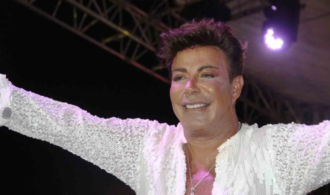 Ünlü sanatçı Fatih Ürek, geçirdiği kalp krizi sonrası yoğun bakımda