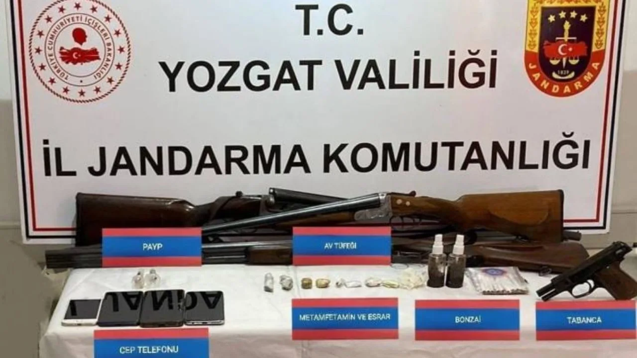 Yozgat İl Jandarma Komutanlığı, uyuşturucu ticareti yapan şahıslara yönelik düzenlediği