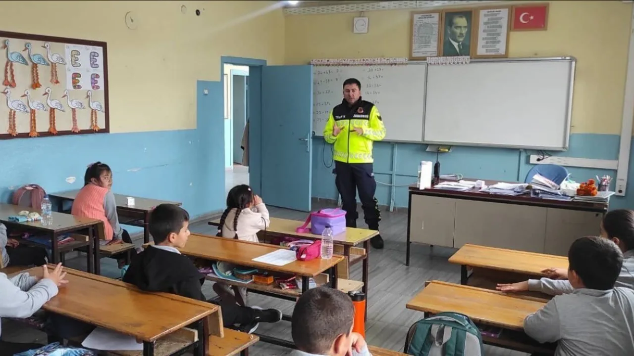 Yozgat'ın Şefaatli ve Sorgun ilçelerinde Jandarma Komutanlıkları, ilk ve ortaokul