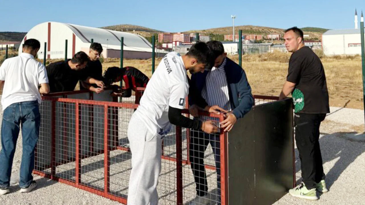 Yozgat Bozok Üniversitesi, arama kurtarma köpeklerinin eğitimine yönelik Türkiye'de ilk