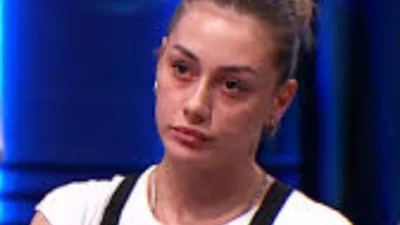 MasterChef Türkiye yarışmasında yedeklerden ana kadroya girmek için hünerlerini sergileyen