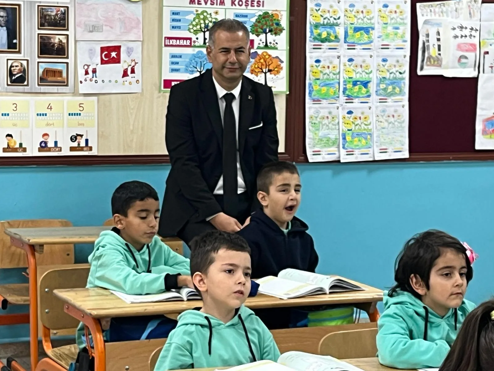 Yozgat İl Millî Eğitim Müdürü İsmail Altınkaynak, Müdür Yardımcısı Selçuk