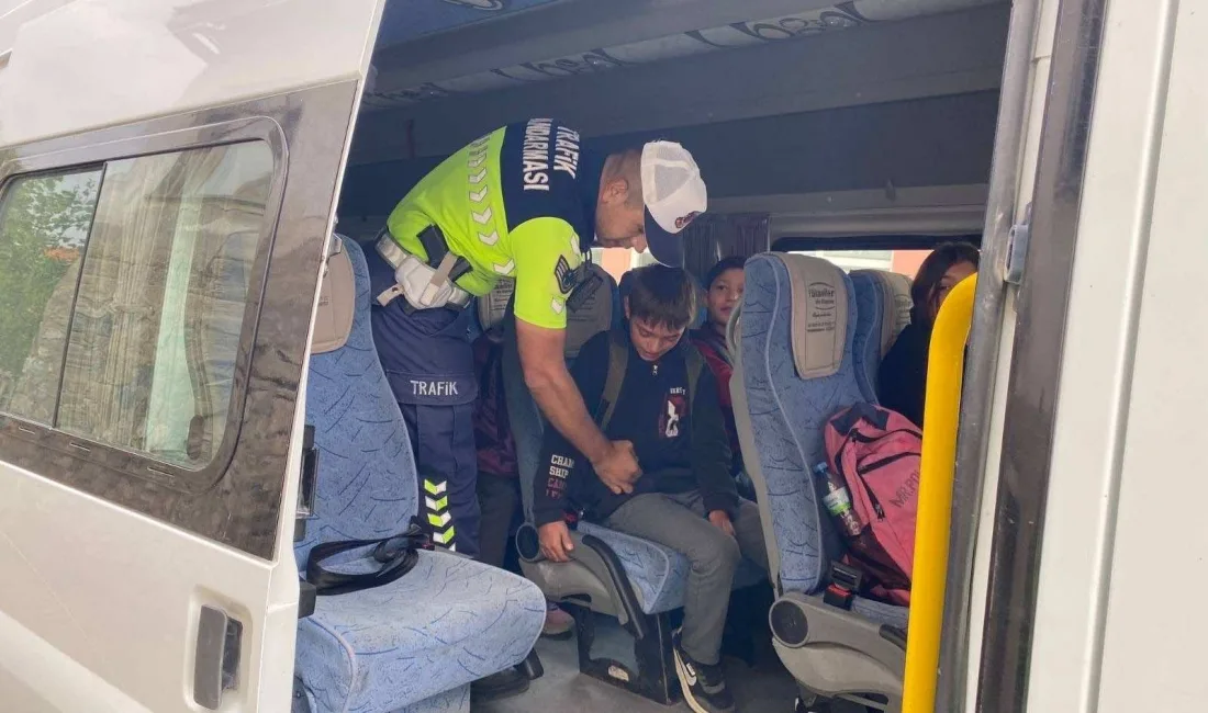 Yeni eğitim-öğretim döneminin başlamasıyla Yozgat İl Jandarma Komutanlığı, okul servis