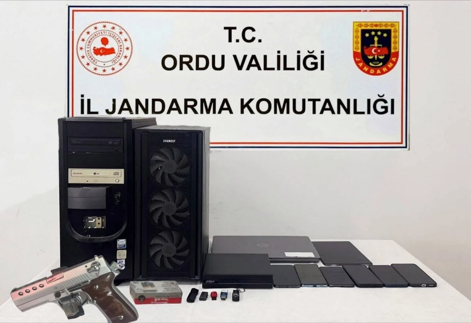 Ordu merkezli düzenlenen siber suç operasyonunda gözaltına alınan 7 şüpheliden