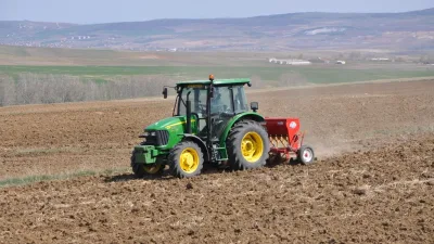 Sorgun’lu çiftçiler, sonbahar mevsiminin gelmesiyle hububat ekimine başladı. Bazı çiftçiler