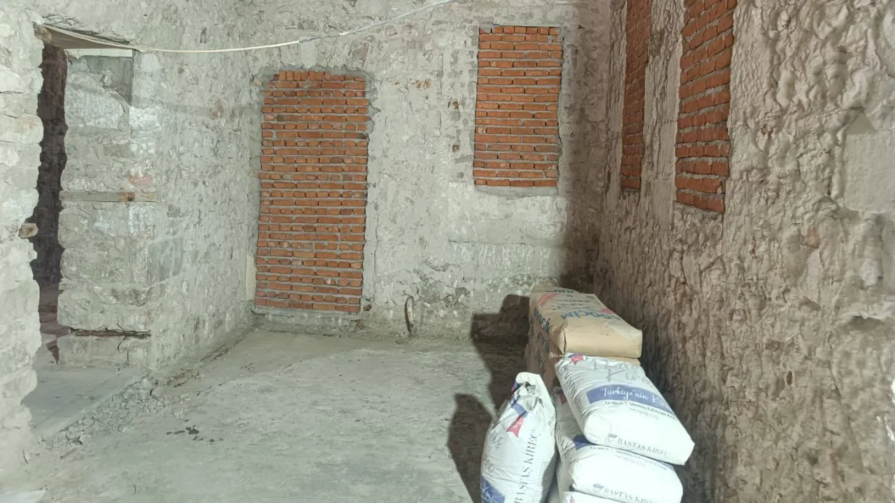 Yozgat’ın Akdağmadeni ilçesindeki tarihi Ziraat Bankası binası, yapılan restorasyon sonrası