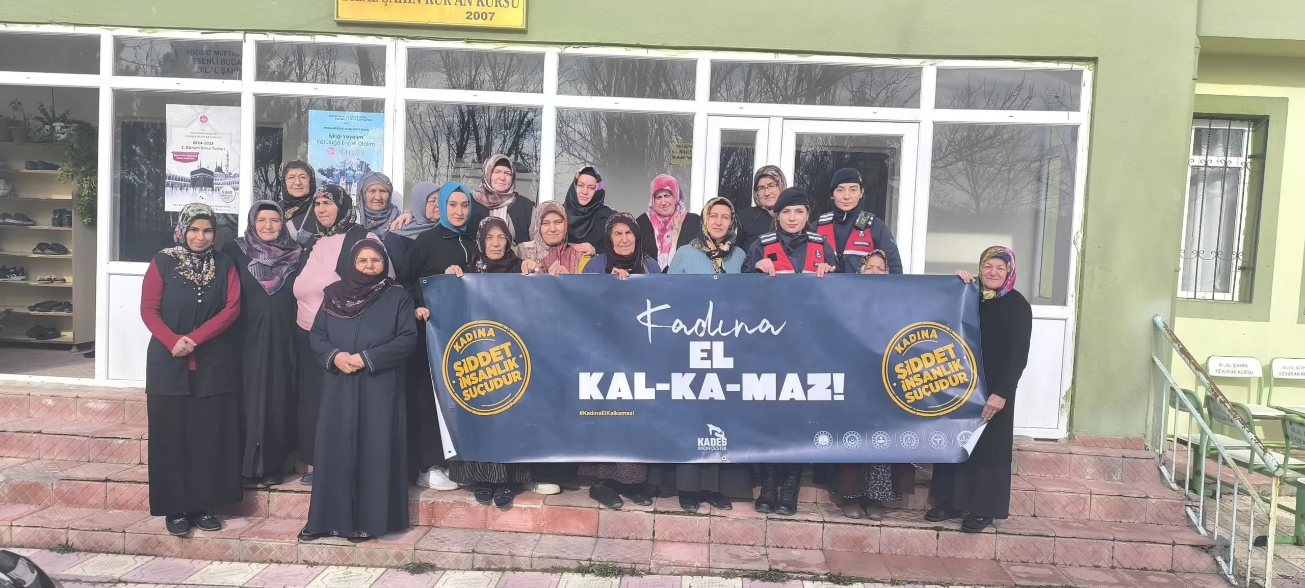 Yozgat Valiliği, sosyal medya üzerinden yaptığı paylaşımla Kadın Acil Destek