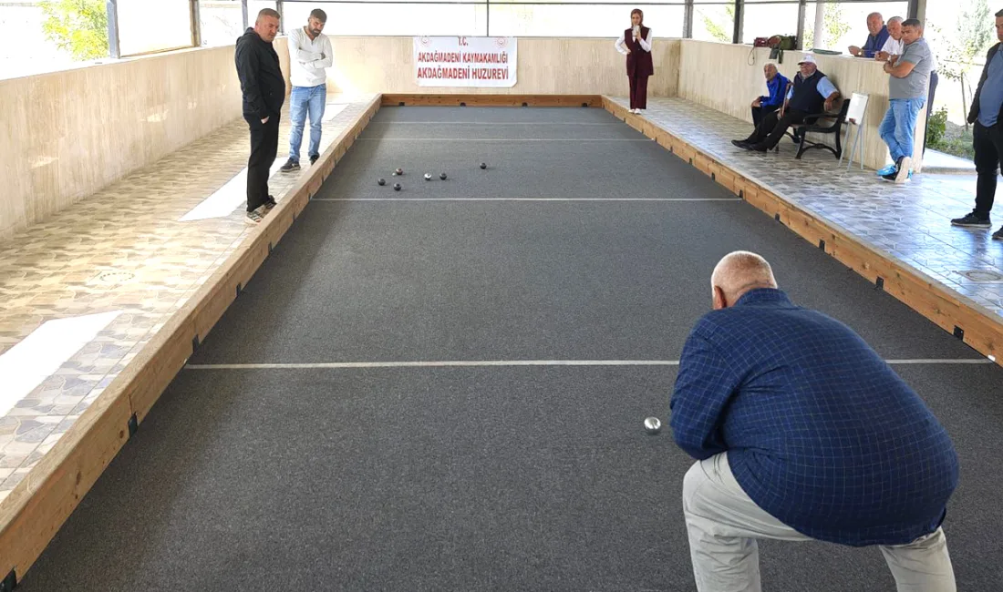 Akdağmadeni Huzurevi Bocce Takımı, Samsun Ladik Huzurevi'ni 12-10'luk skorla mağlup