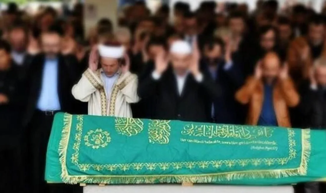 Bayburt’tan gelme, Yerköy’ün eski esnaflarından ayakkabıcı Fevzi Saltabaş’ın babası, Erkan