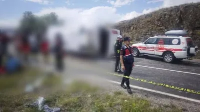 Yozgat Valiliği, son günlerde artan trafik kazalarına dikkat çekerek, sürücülere