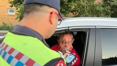 Yozgat'ın Akdağmadeni İlçe Jandarma Komutanlığı tarafından gerçekleştirilen trafik denetiminde alkollü