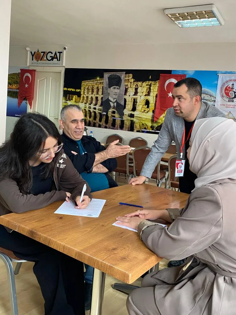 Genç Yozgatlılar Derneği, her yıl düzenlediği burs programı kapsamında 2025-2026