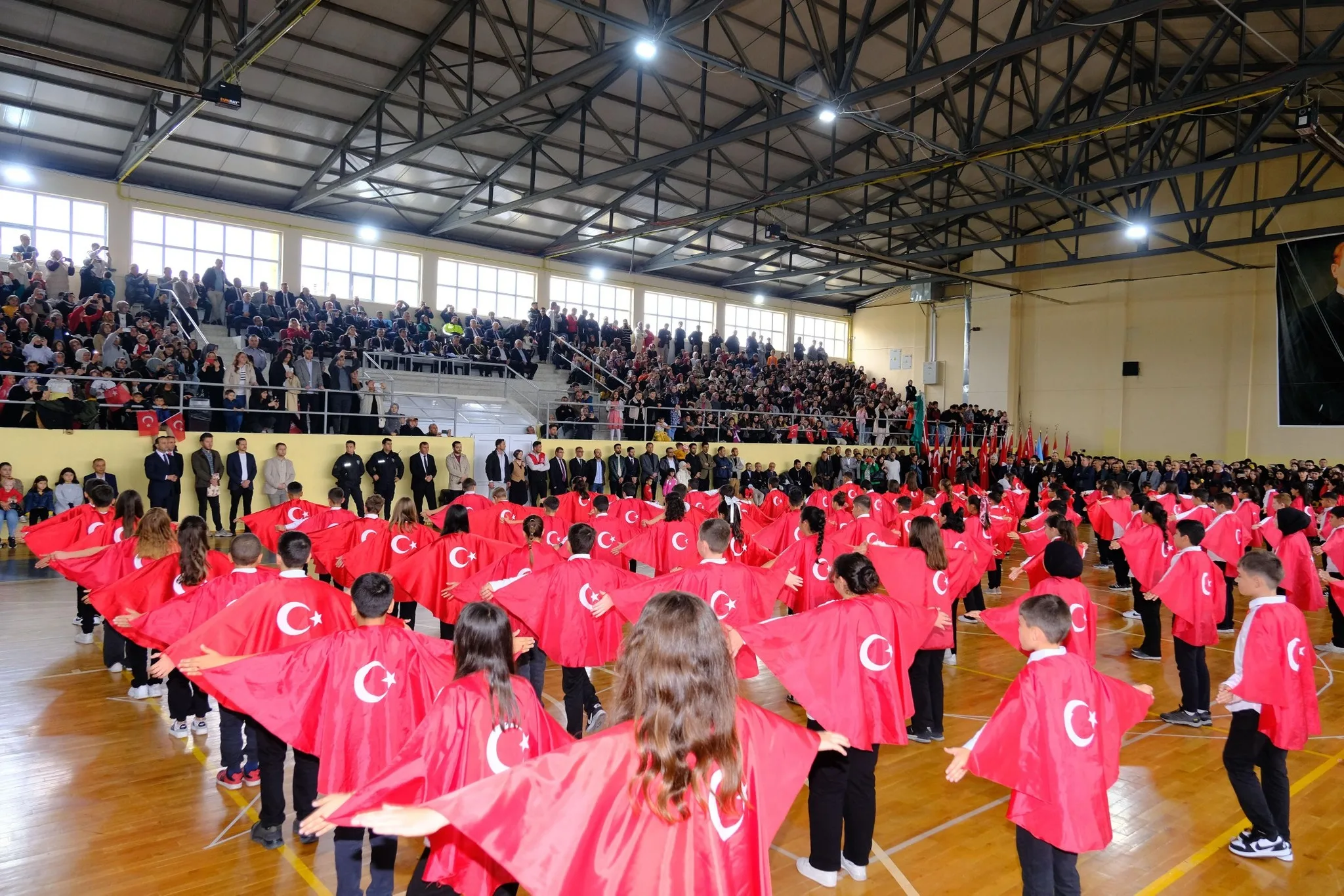 29 Ekim Cumhuriyet Bayramı Yozgat'ın merkez ve ilçelerinde çeşitli törenlerle