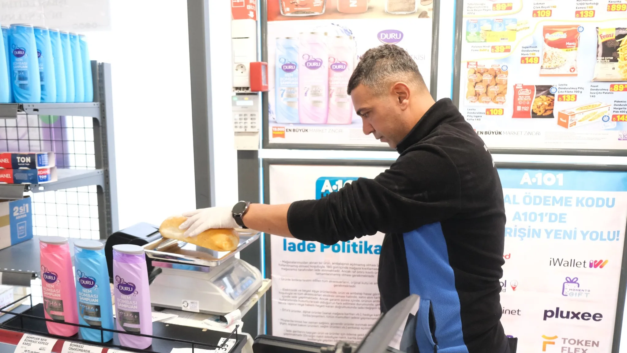 Sorgun Belediyesi Zabıta Müdürlüğü ekipleri, ilçe genelindeki fırınlarda hijyen, gramaj
