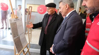 Cumhuriyet'in 102. yılına özel hazırlanan sergide Türk Kızılay'ının tarihsel yolculuğu