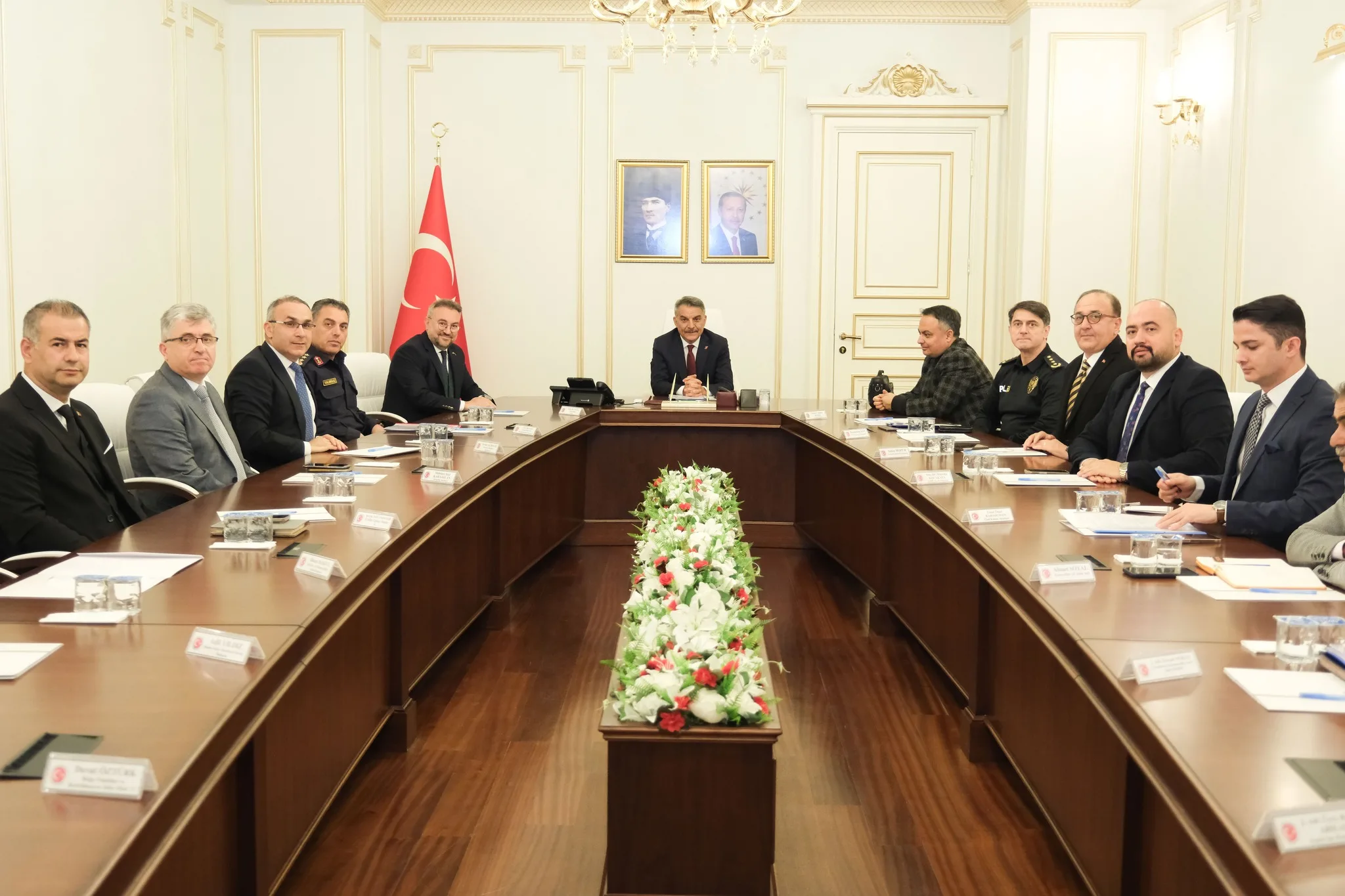 Yozgat Valisi Mehmet Ali Özkan, "Üniversite Güvenlik Toplantısı"nda alınacak önlemleri