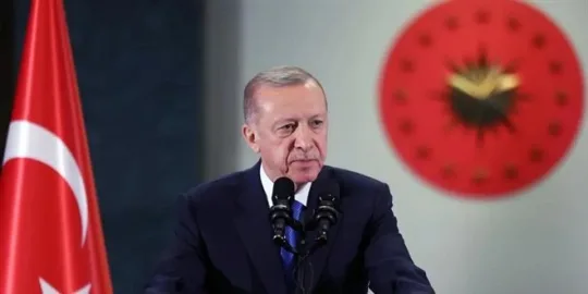 Cumhurbaşkanı Recep Tayyip Erdoğan, toplantıda bölgedeki savaş ve Mescid-i Aksa'daki
