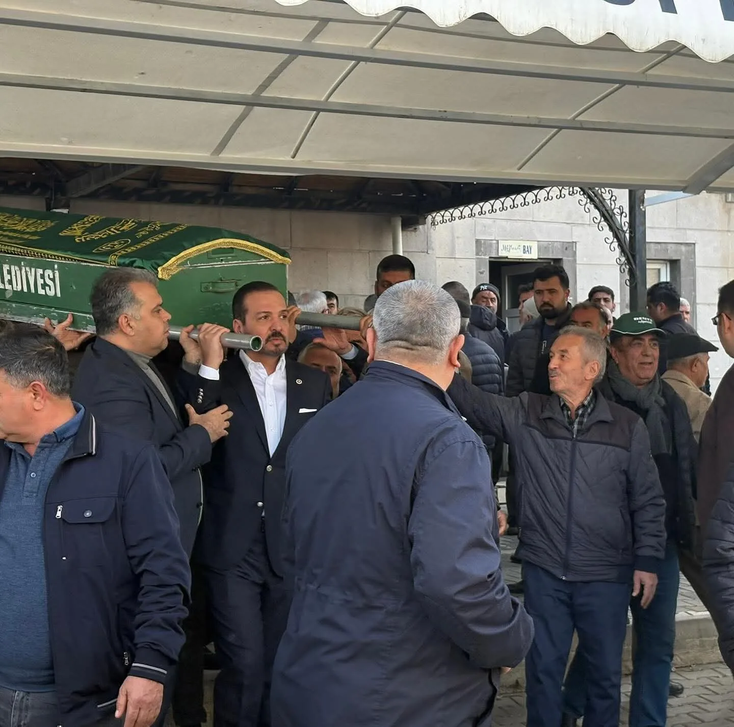 Yerköy ilçemizde emekli ilkokul öğretmeni İbrahim Cansız’ın vefatı büyük üzüntüye