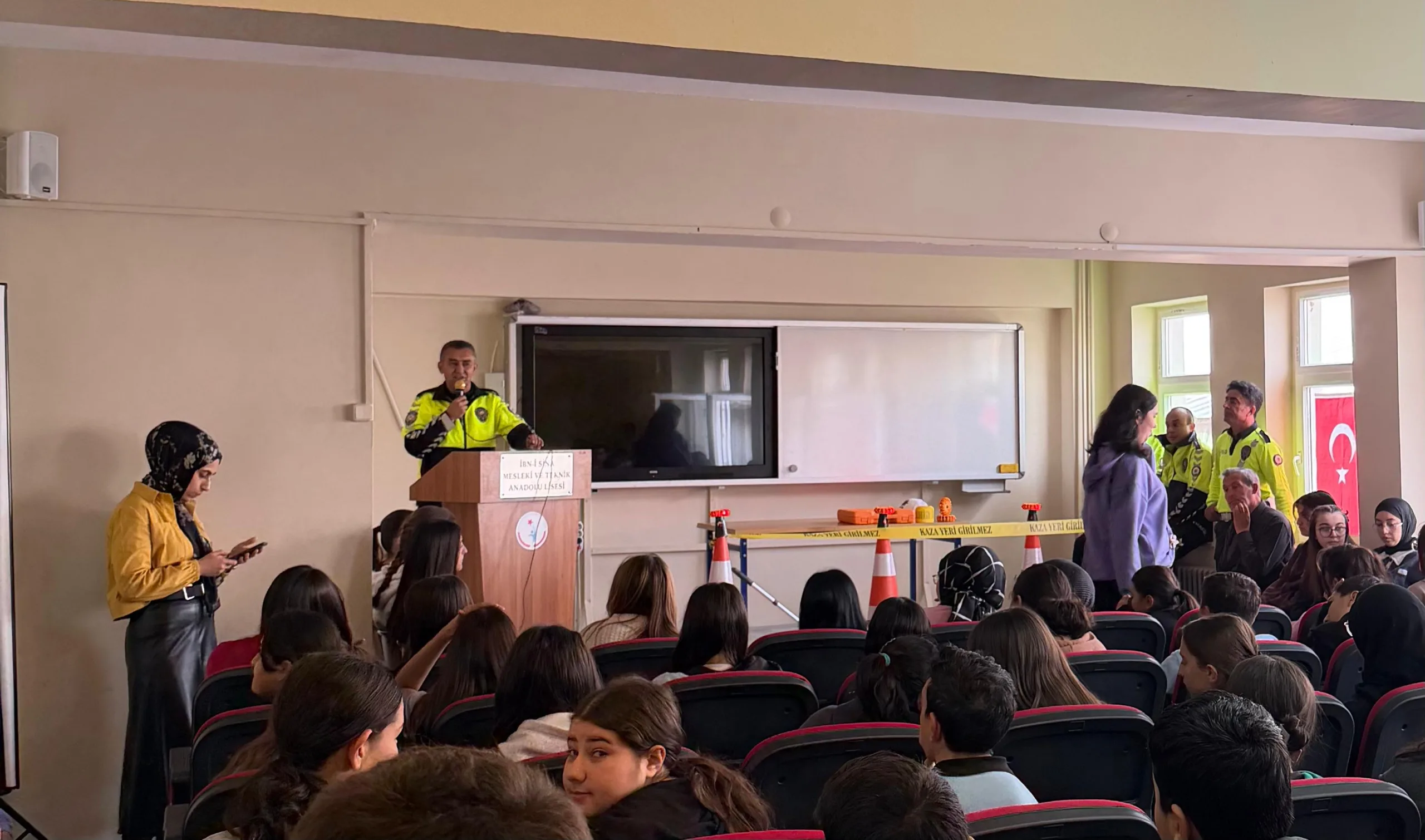 Yerköy Bölge Trafik Denetleme İstasyon Amirliği, öğrencilerin trafik bilincini artırmayı