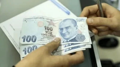Akbank ve Halkbank, nakit ihtiyacı olan vatandaşlara 100.000 TL’ye kadar