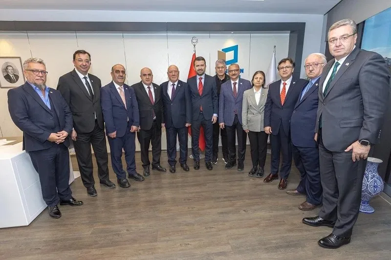 Türkiye Gazeteciler Konfederasyonu heyeti, Basın İlan Kurumu Genel Müdürü Abdülkadir