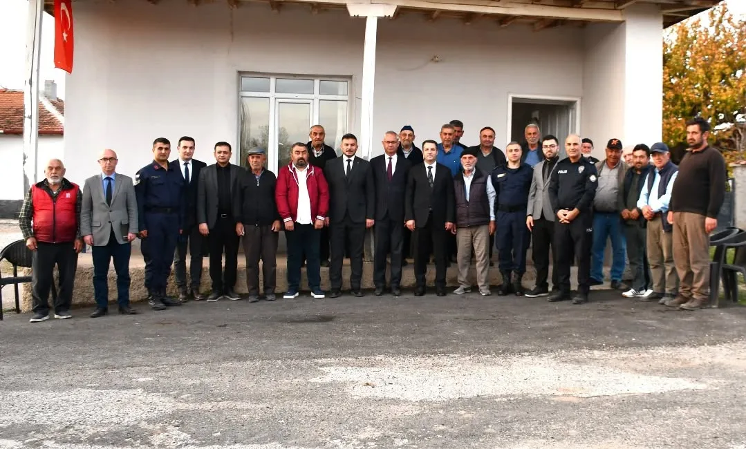 Sorgun Kaymakamı Canpolat, Köyleri Ziyaret Etti Sorgun Kaymakamı Abdurrezzak Canpolat, daire amirleriyle birlikte Karaveli, Çavuş, Büyükören