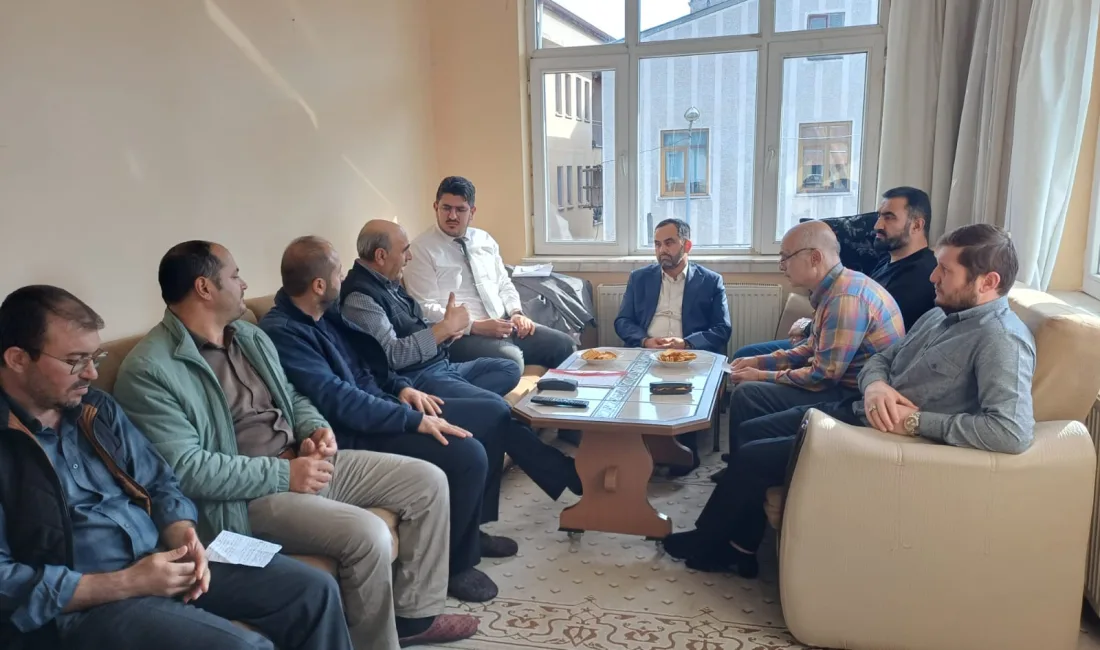 Yerköy Müftülüğü, her ay düzenli olarak sürdürdüğü “Kitap Oku-Yorum” Projesinin