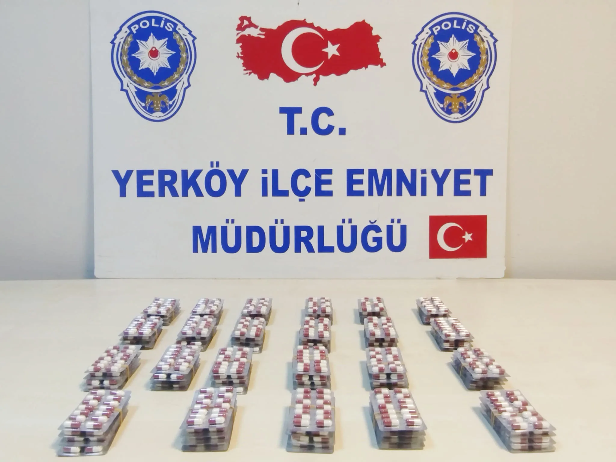 Yerköy İlçe Emniyet Müdürlüğü ekipleri, Çiçekdağı’nda bir evde (Tandırlığa) gizlenmiş