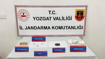 Yerköy'de jandarma ekipleri, iş yerlerinde uyuşturucu kullanan iki kişiyi suçüstü