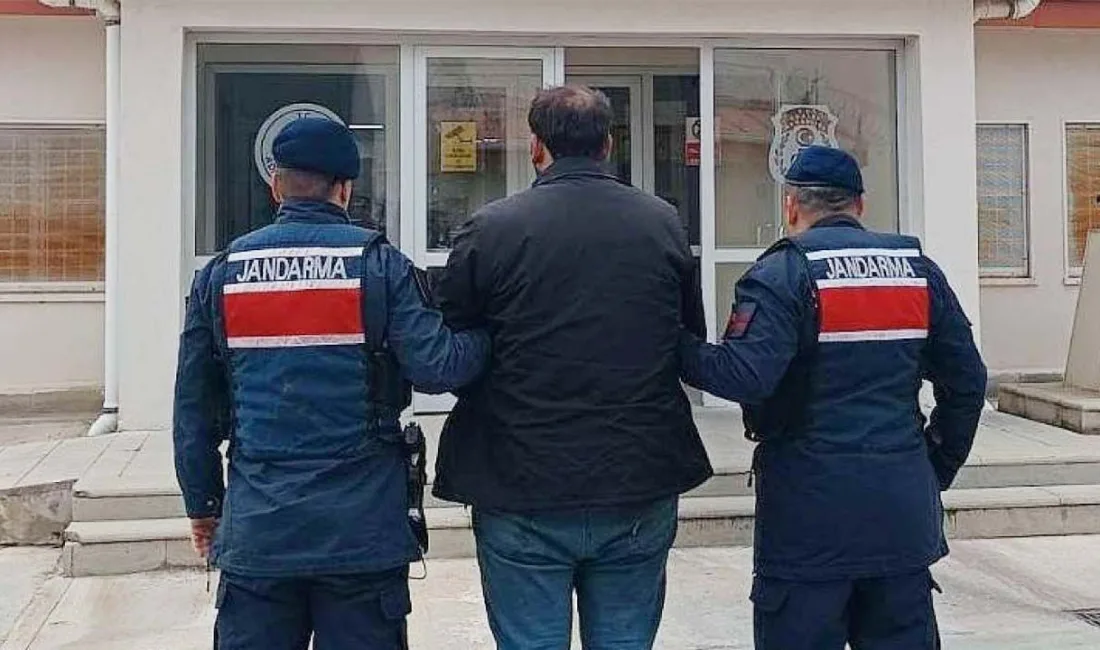 Yozgat İl Jandarma Komutanlığı, aranan şahısların yakalanmasına yönelik operasyonlarını sürdürüyor.