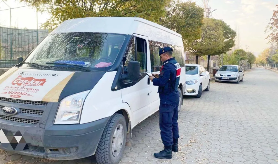Yozgat’ın Akdağmadeni ve Kadışehri ilçelerinde İlçe Jandarma Komutanlıkları, okul servis