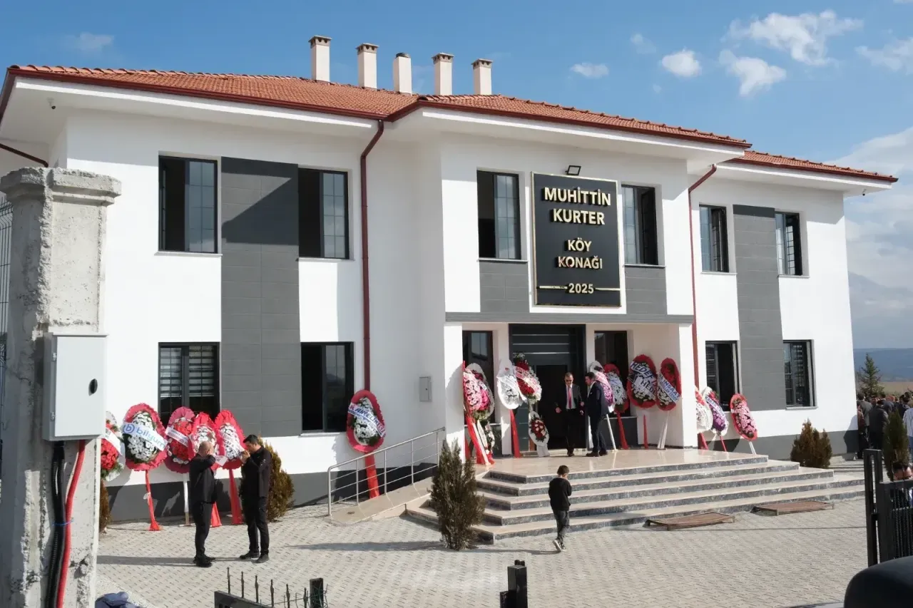 Yozgat’ın Kadışehri ilçesine bağlı Kabalı Köyü, modern köy konağıyla tanıştı.