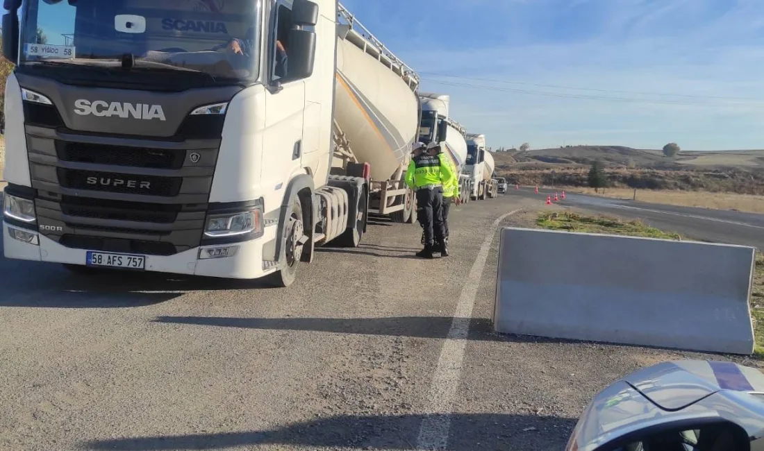 Yozgat İl Jandarma Komutanlığı'na bağlı Şefaatli İlçe Jandarma Komutanlığı Trafik