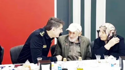 Yozgat İl Emniyet Müdürü Necmettin Koç ve eşi, şehitlerin aileleriyle