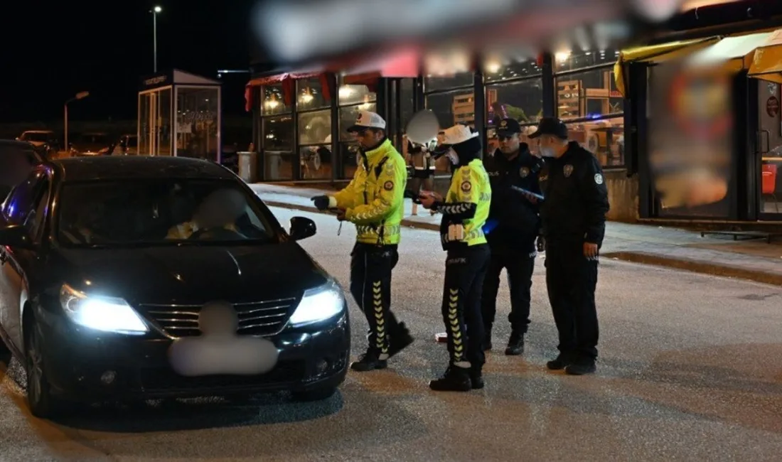 Yozgat’ta Üniversite Öğrencilerine Güvenli Ortam Sağlanıyor Yozgat Bozok Üniversitesi Kız Öğrenci Yurtları çevresinde, polis denetimleri hız
