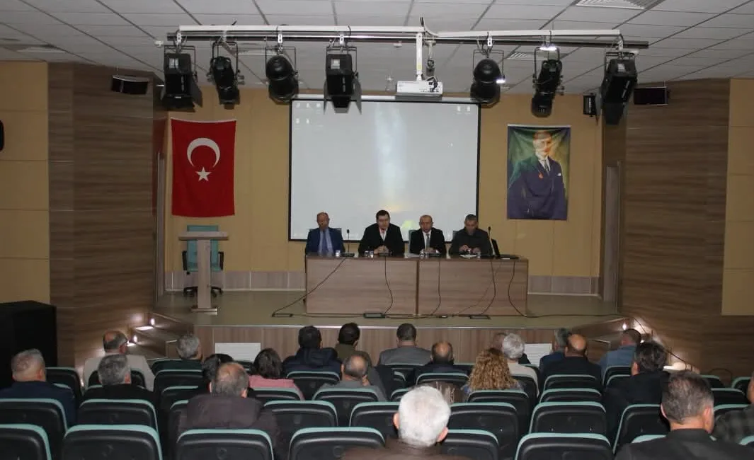 Yerköy İlçe Kaymakamı Mehmet Halis Aydın'ın başkanlığında gerçekleştirilen Müdürler Kurulu