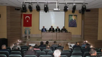 Yerköy İlçe Kaymakamı Mehmet Halis Aydın'ın başkanlığında gerçekleştirilen Müdürler Kurulu