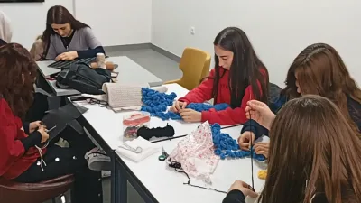 Yerköy Halk Eğitimi Merkezi, Gençlik Merkezi'nde düzenlenen el sanatları kursunda