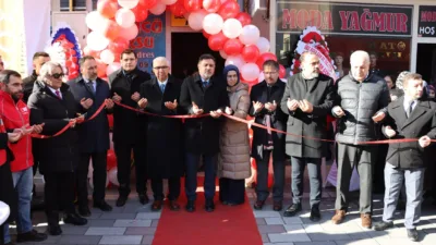 Yerköy’de, belediye ve Türk Kızılay iş birliğiyle kurulan "Sensiz Olmaz"