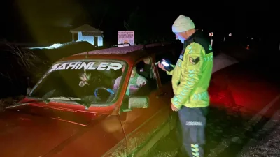Yozgat’ın Akdağmadeni ilçesinde yapılan alkol denetiminde, sürücü belgesiz araç kullanan